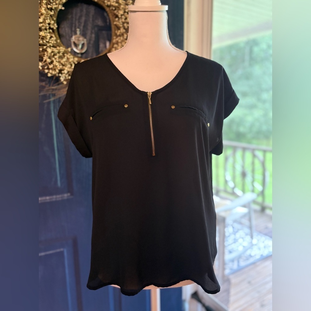 Apt. 9 Black Relaxed Buttoned Blouse